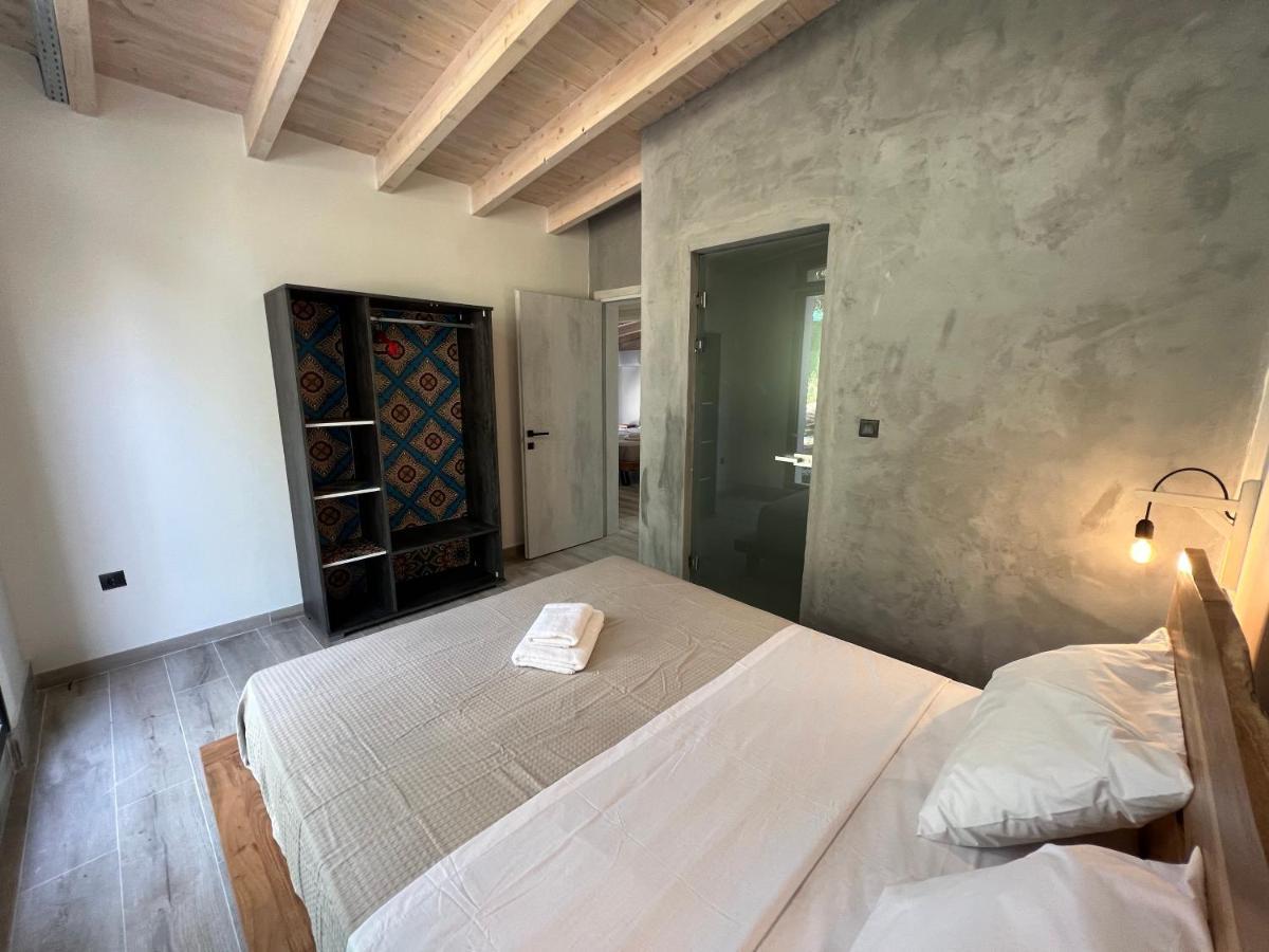 Stablus House * Alykes Potamou